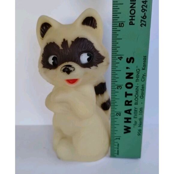 N.T. AUBIN Vintage 60's 5" SIDE EYE RACCOON Squeaky Rubber Toy Calif. USA RARE! - Picture 9 of 11